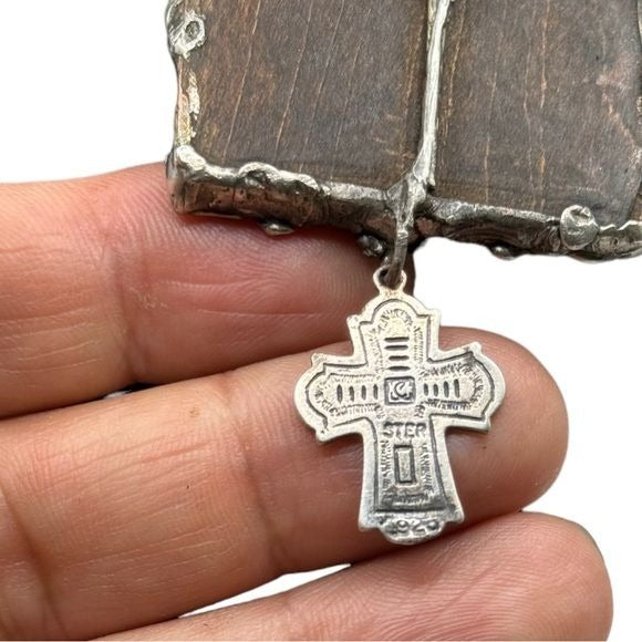 Tiny Glass Canvas Pendant of Suffering Christ & Vintage Religious 4 Silver Charm