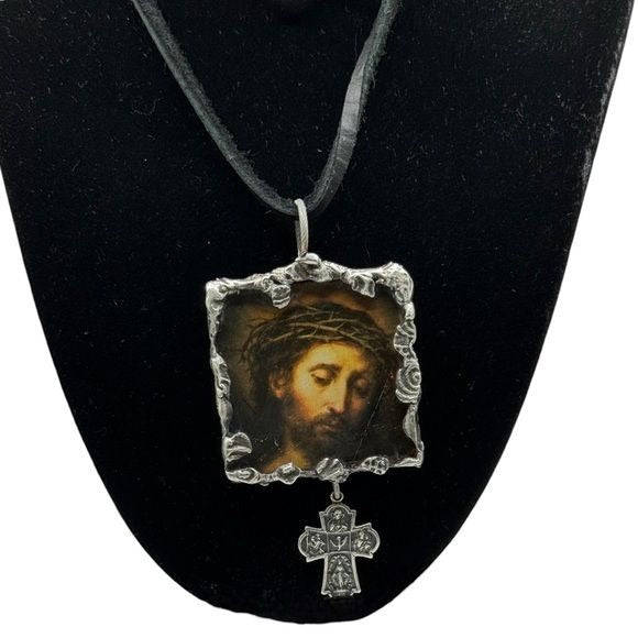 Tiny Glass Canvas Pendant of Suffering Christ & Vintage Religious 4 Silver Charm