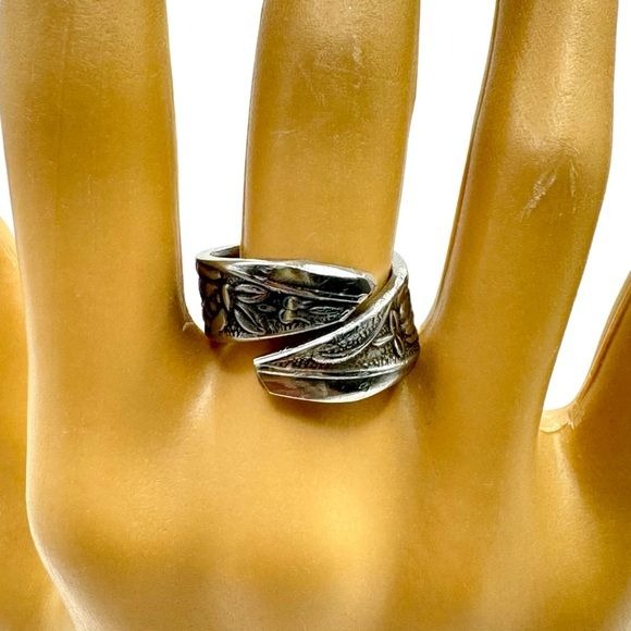 Stainless Steel Spoon Ring Made from Vintage Japan National Flatware Size 7