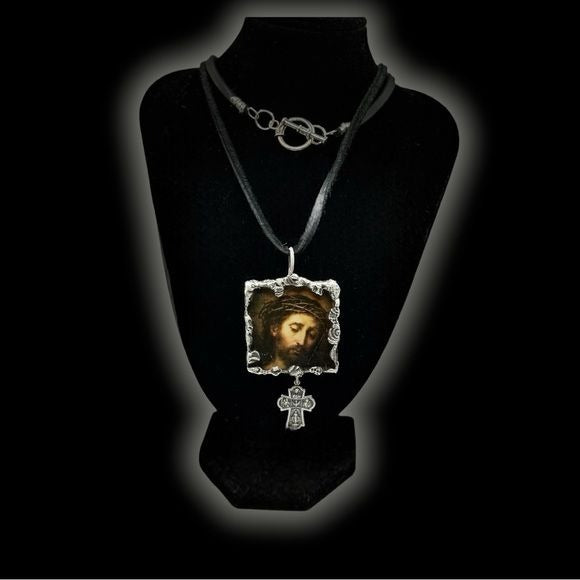 Tiny Glass Canvas Pendant of Suffering Christ & Vintage Religious 4 Silver Charm