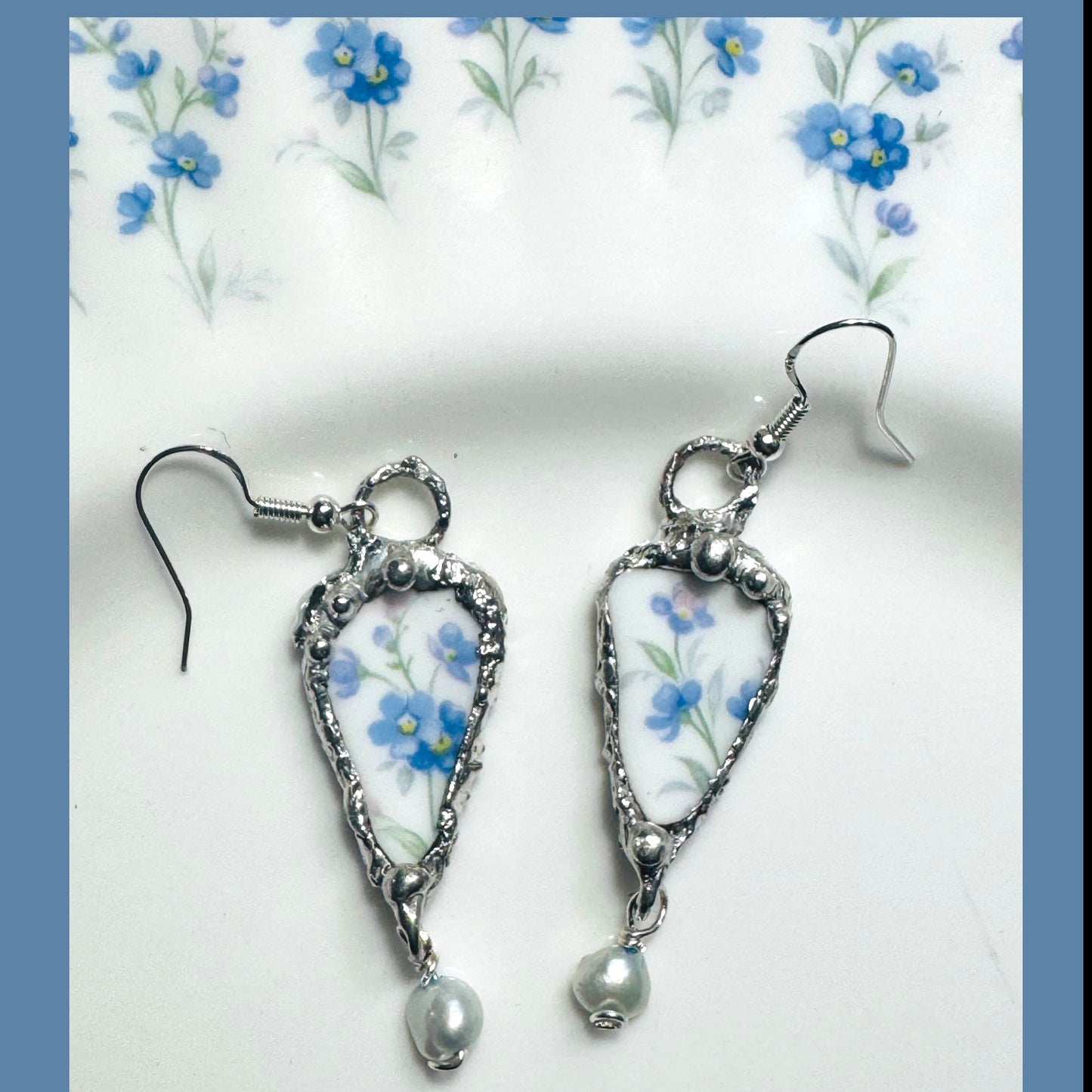 Royal Albert '76 Memory Lane Earrings W/ Silver Blend Bezel & Freshwater Pearls
