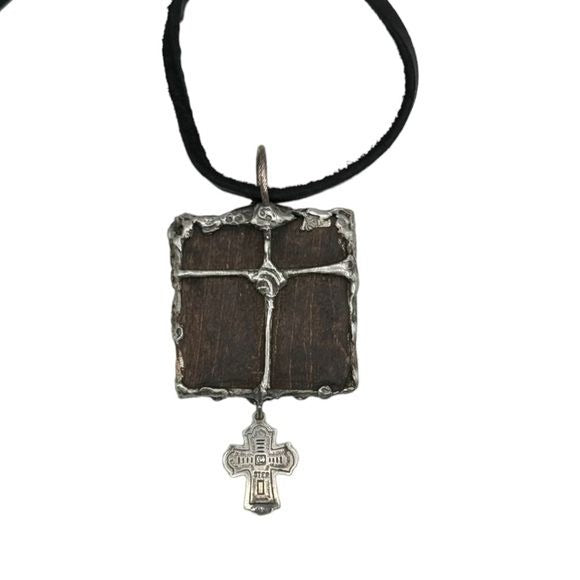 Tiny Glass Canvas Pendant of Suffering Christ & Vintage Religious 4 Silver Charm
