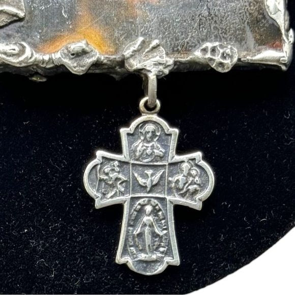 Tiny Glass Canvas Pendant of Suffering Christ & Vintage Religious 4 Silver Charm