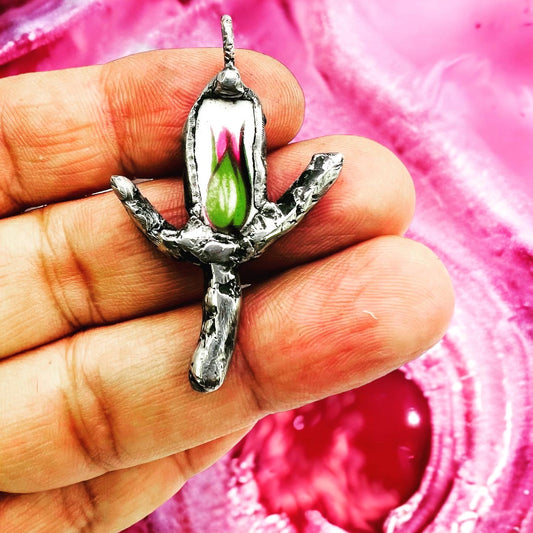 Broken China “Old Country Roses” Pendant made of Royal Albert Teacup Fragments