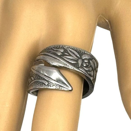 Stainless Steel Spoon Ring Made from Vintage Japan National Flatware Size 7