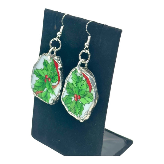 Artisan Broken China 925 Silver Earrings With Holly Design & Silver Caging